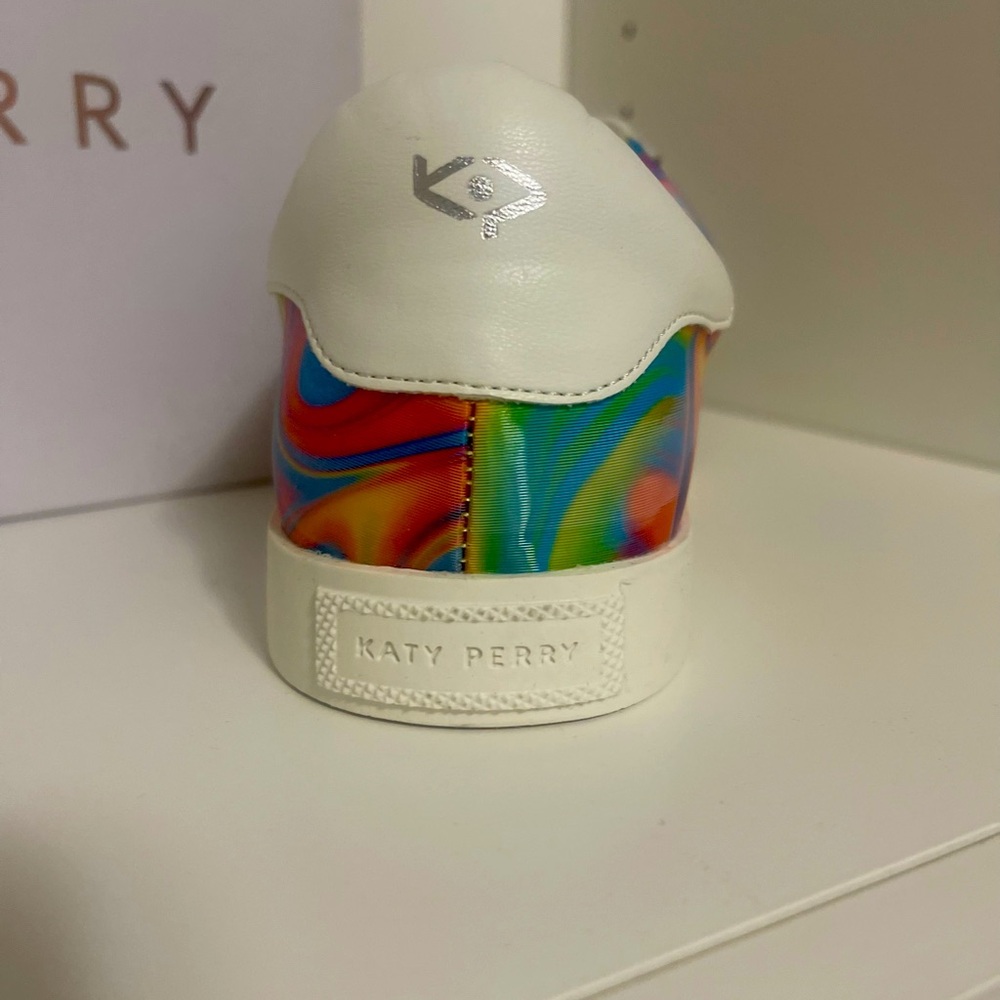 Katy Perry Rizzo sneakers - Picture 4 of 5